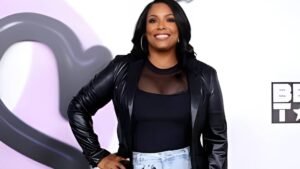 DJ Spinderella portrait – hip hop DJ & rapper
