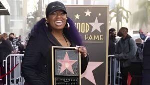 Missy Elliott portrait – one of the richest female rappers